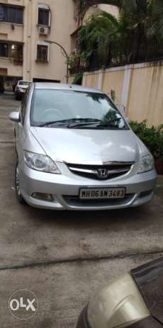  Honda City Zx cng  Kms