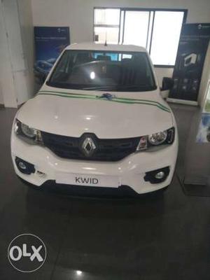  New Renault Kwid petrol 20 Kms