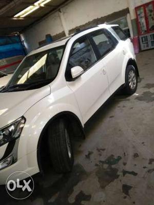 Mahindra Xuv500,W10 diesel  Kms  year top model