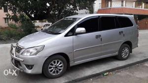 Toyota Innova 2.5 V 8 Str, , Diesel