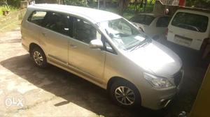  Toyota Innova diesel  Kms