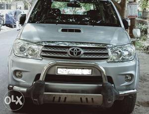 1st Owner Fortuner  KM Full Record Top Condition 4X4