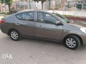  Nissan Sunny diesel  Kms