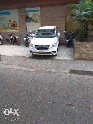  Toyota Innova diesel  Kms