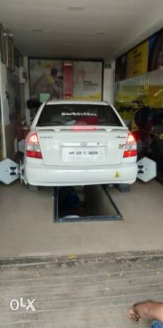  Hyundai Accent petrol  Kms