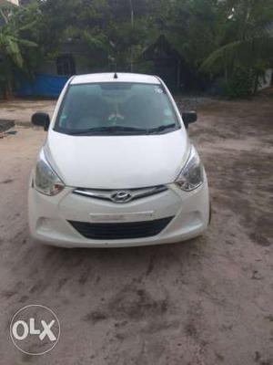  Hyundai Eon petrol  Kms