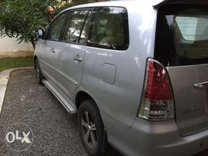 Toyota Innova Vdiesel  Kms  year. Contact