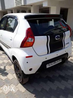  Nissan Datsun Redi Go petrol  Kms