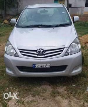  Toyota Innova diesel  Kms