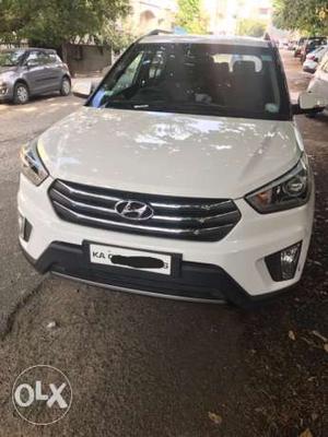  Hyundai Creta auto petrol  Kms