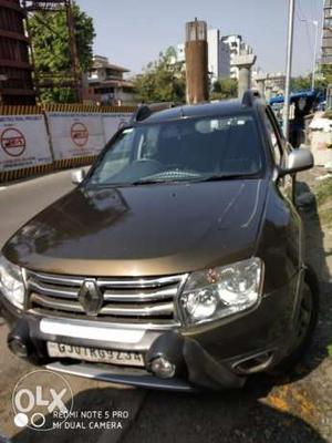 Renault Duster  model on lowest price.