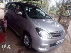  Toyota Innova diesel  Kms