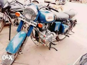 Royal Enfield Classic 350 cc new condition no any
