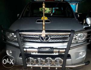 Fortuner 4x4 top end single own 
