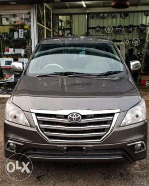 Toyoto innova