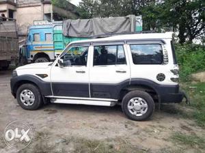 Mahindra Scorpio s2 model diesel aprox  Kms  year