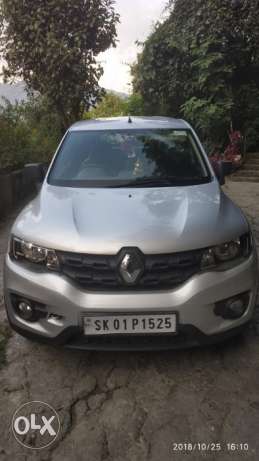 RENAULT KWID RXT -  MODEL (Without number)