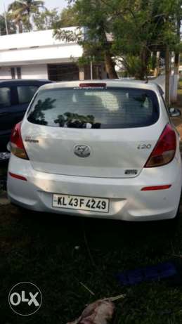 Hyundai I, Petrol