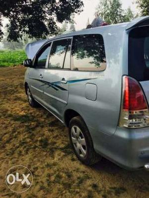 Toyota Innova 2.5 G4 8 Str, , Diesel