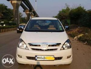 Toyota Innova 2.5 V 8 Str, , Diesel