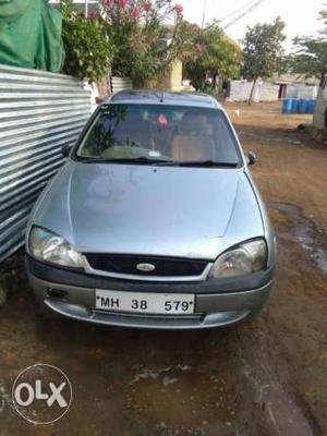  Ford Ikon petrol  Kms