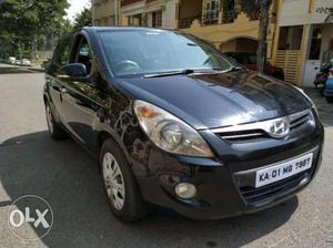 Hyundai I20 Asta 1.2 (o) With Sunroof, , Petrol