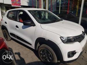  Renault Kwid petrol  Kms