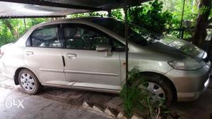 Sell Honada City Gxi  Model