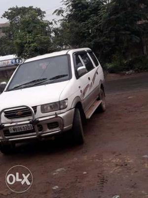  Chevrolet Tavera diesel  Kms