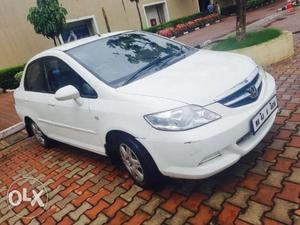 Honda City Zxi With Steero System And Woofer