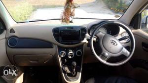  Hyundai I10 petrol  Kms