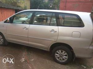 Toyota Innova 2.5 G 8 Str Bs-iii, , Diesel