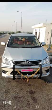  Toyota Innova diesel  Kms