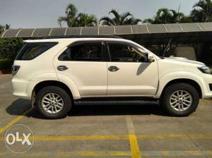 Toyota Fortuner petrol 77 Kms  year