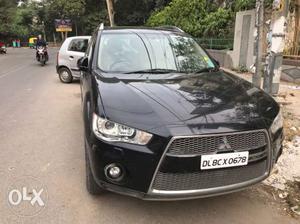  Mitsubishi Outlander petrol  Kms