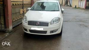 FIAT LINEA FOR SELL contact me Nine 7 7 zero 1 1 seven 9 2