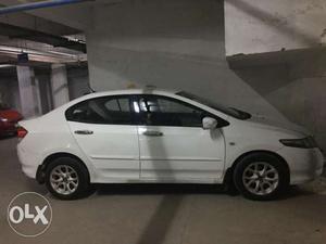  Honda City Petrol 1.5 S MT -  Km - White