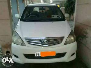  Toyota Innova diesel  Kms