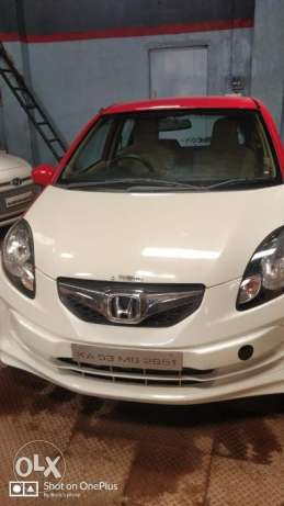 Honda Brio S MT Duel Tone Colour  Well Maintained Petrol
