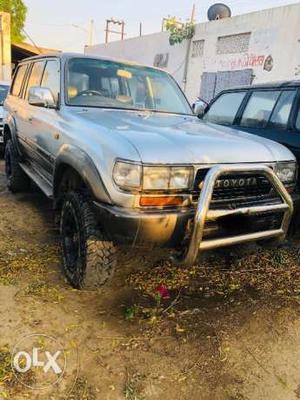 Toyota Land Cruiser diesel  Kms  year