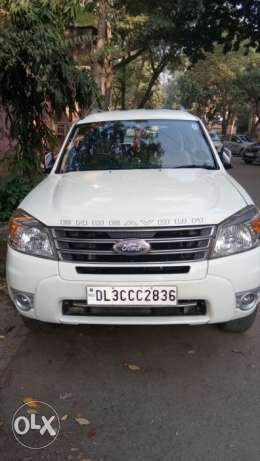 Ford endeavour single handed car only  km