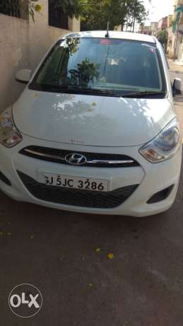 Hyundai I10 petrol  Kms  year