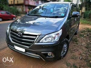  Toyota Innova diesel  Kms