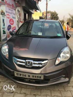  Honda Amaze petrol  Kms