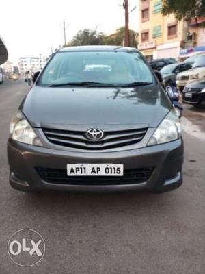 Toyota Innova 2.5 G4 8 Str, , Diesel