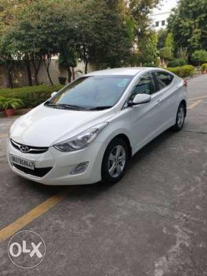  Hyundai New Elantra diesel  Kms