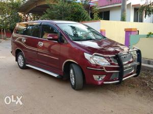  Toyota Innova2.5V diesel  Kms