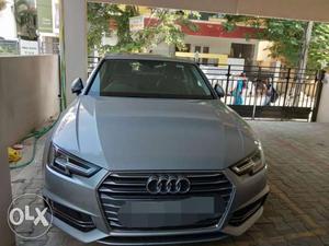 6 months old Audi A4 for sale,just  kms done warranty