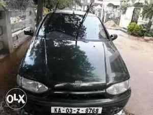  Fiat Siena Weekend petrol  Kms