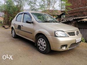  Mahindra Renault Logan petrol  Kms